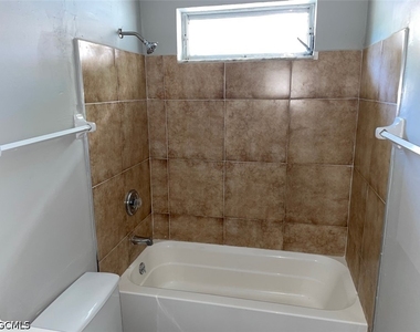 2243 Euclid Avenue - Photo Thumbnail 6