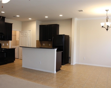 6643 Sharpstone Creek Lane - Photo Thumbnail 7