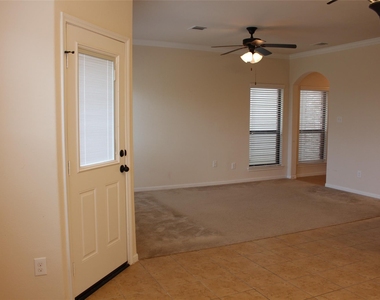 6643 Sharpstone Creek Lane - Photo Thumbnail 6