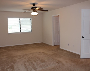 6643 Sharpstone Creek Lane - Photo Thumbnail 12