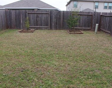 6643 Sharpstone Creek Lane - Photo Thumbnail 23