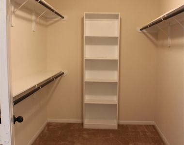 6643 Sharpstone Creek Lane - Photo Thumbnail 17