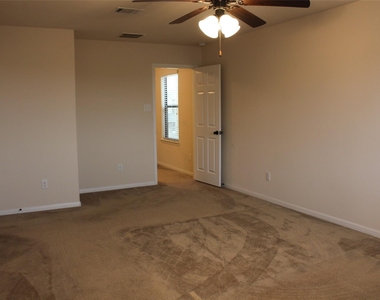 6643 Sharpstone Creek Lane - Photo Thumbnail 13