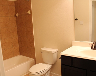 6643 Sharpstone Creek Lane - Photo Thumbnail 20