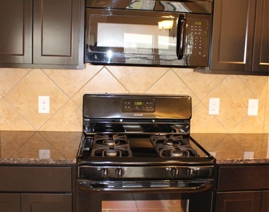 6643 Sharpstone Creek Lane - Photo Thumbnail 10