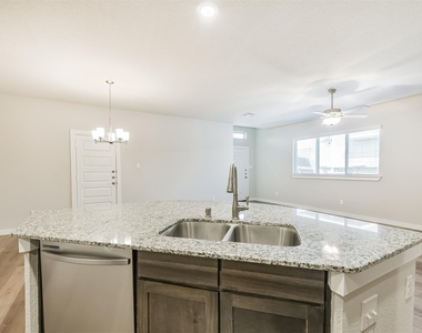 25109 Pacific Wren Drive - Photo Thumbnail 13