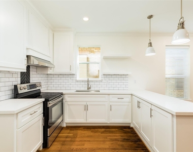 2516 Avenue K Unit 1 - Photo Thumbnail 8