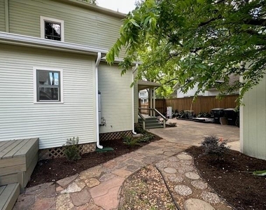 1023 Tulane Street - Photo Thumbnail 4
