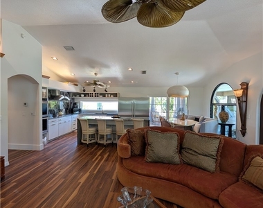 14952 Kimberly Lane - Photo Thumbnail 17