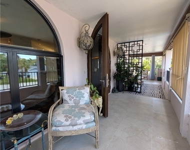 14952 Kimberly Lane - Photo Thumbnail 6