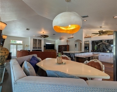 14952 Kimberly Lane - Photo Thumbnail 19