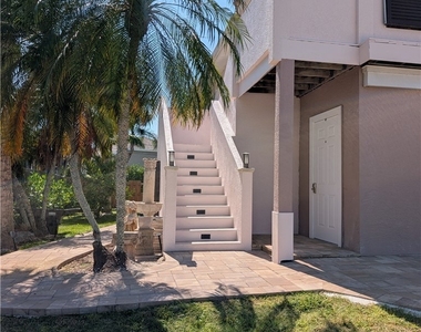 14952 Kimberly Lane - Photo Thumbnail 1