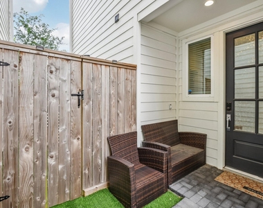6314 Chelsea Falls Lane - Photo Thumbnail 26