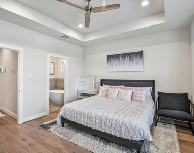 6314 Chelsea Falls Lane - Photo Thumbnail 21