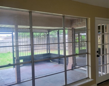 19330 Cypress Bay Drive - Photo Thumbnail 11