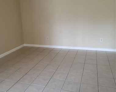 19330 Cypress Bay Drive - Photo Thumbnail 16