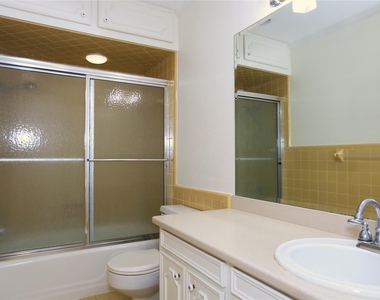 115 Irwin Road - Photo Thumbnail 12