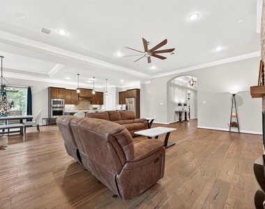 32607 Wingfoot Circle - Photo Thumbnail 11