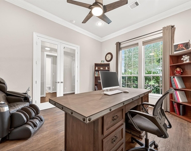 32607 Wingfoot Circle - Photo Thumbnail 5