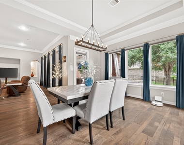 32607 Wingfoot Circle - Photo Thumbnail 13