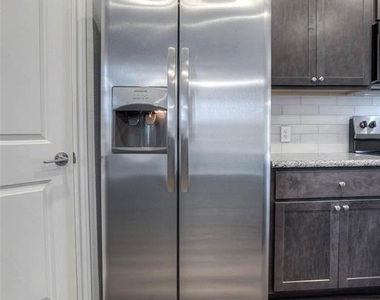 1419 Avenue N - Photo Thumbnail 13