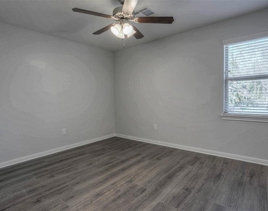1419 Avenue N - Photo Thumbnail 29