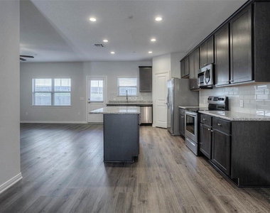 1419 Avenue N - Photo Thumbnail 9