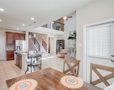 12902 Oak Falls Drive - Photo Thumbnail 16