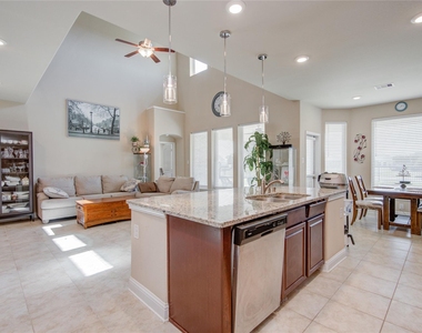 12902 Oak Falls Drive - Photo Thumbnail 13