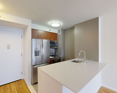120 W. 21st - Photo Thumbnail 1