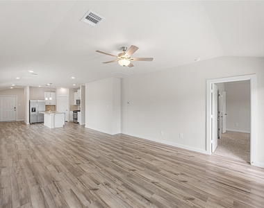7103 Blue Oak Drive - Photo Thumbnail 10