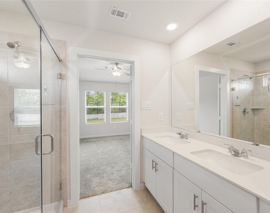 7103 Blue Oak Drive - Photo Thumbnail 13