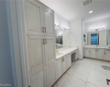 2864 Bloomfield Way - Photo Thumbnail 19