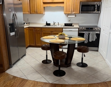 5395 Treetops Drive - Photo Thumbnail 4