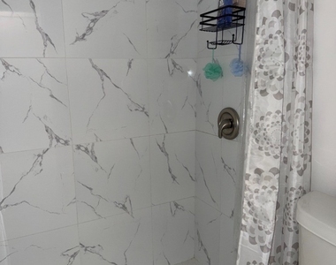 5395 Treetops Drive - Photo Thumbnail 12