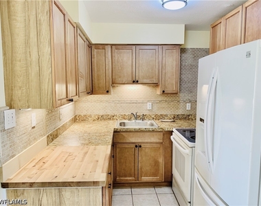 1120 Vineyard Street - Photo Thumbnail 6