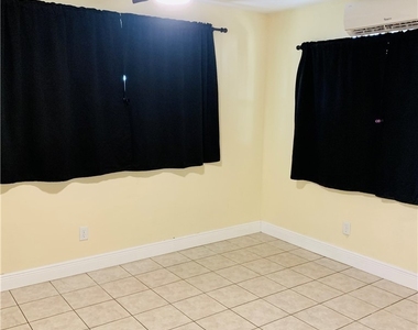 1120 Vineyard Street - Photo Thumbnail 16