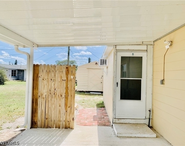 1120 Vineyard Street - Photo Thumbnail 3