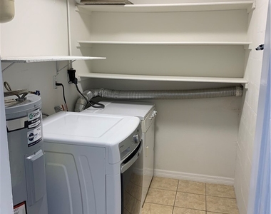 1120 Vineyard Street - Photo Thumbnail 1