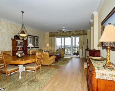 410 Flagship Drive - Photo Thumbnail 7