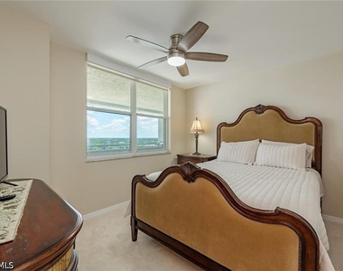 5550 Heron Point Drive - Photo Thumbnail 6