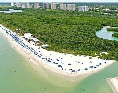 5550 Heron Point Drive - Photo Thumbnail 9