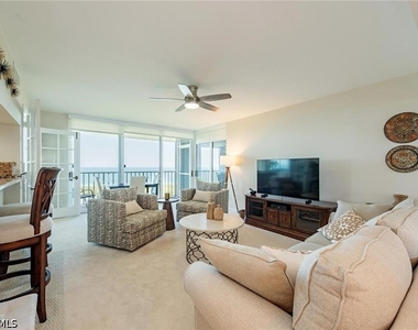 5550 Heron Point Drive - Photo Thumbnail 3