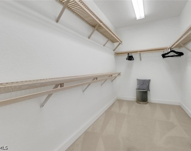 9208 Quartz Lane - Photo Thumbnail 15