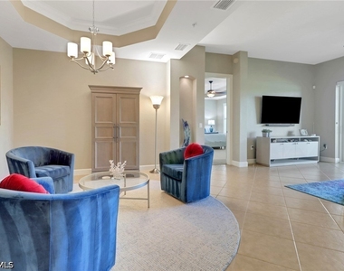 9208 Quartz Lane - Photo Thumbnail 3