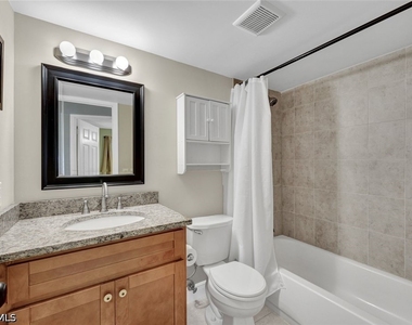 100 Forest Lakes Boulevard - Photo Thumbnail 12