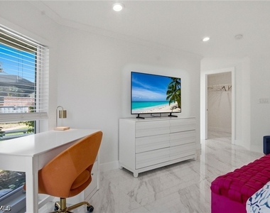 455 Bayside Avenue - Photo Thumbnail 11