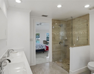 455 Bayside Avenue - Photo Thumbnail 13