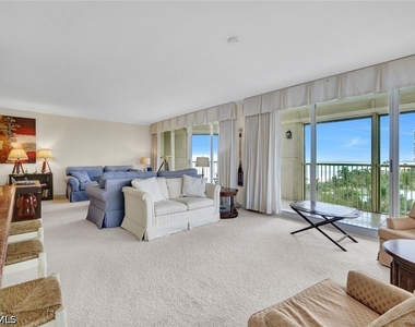 4051 Gulf Shore Boulevard N - Photo Thumbnail 11