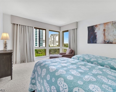 4051 Gulf Shore Boulevard N - Photo Thumbnail 20